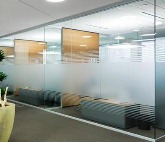 扬州玻璃隔断公司【庆亚】写字楼办公室玻璃隔断制作安装一平米多少钱